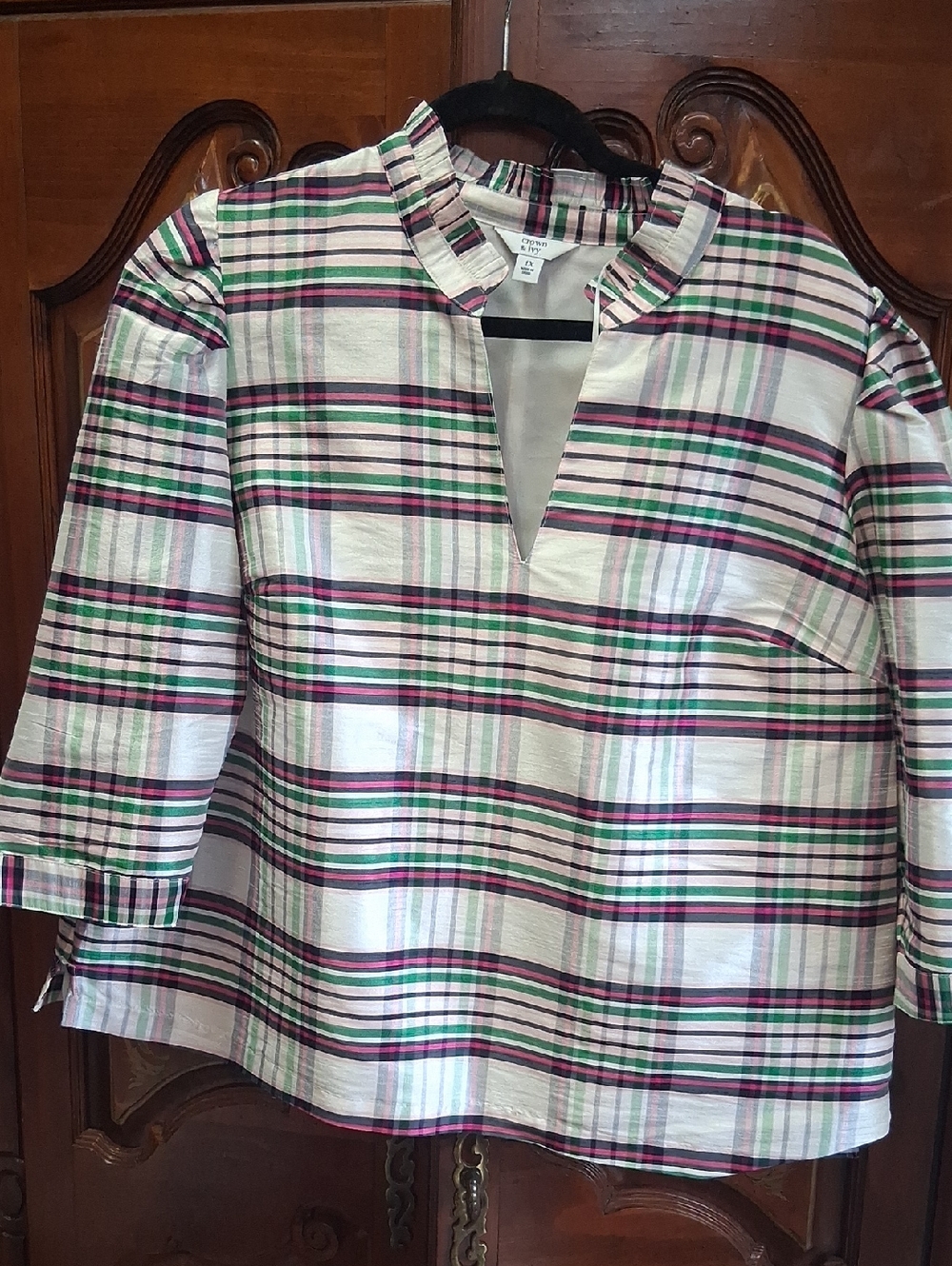 Crown & Ivy Pink, Green & White Plaid Split-Neck Blouse Sz 1X $27